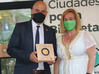 Torrent recibe el premio Bicieconomía por el proyecto de Soterranya ‘Bicis para Todas’