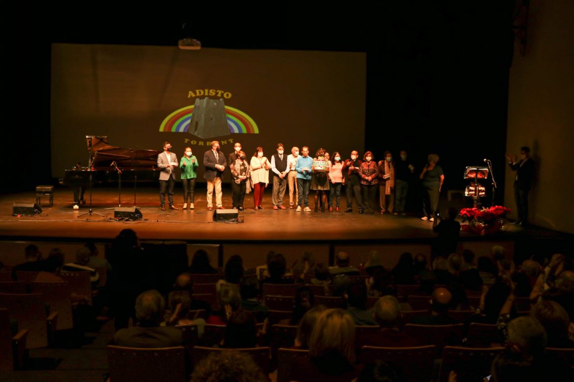 Torrent cierra los actos de la Semana de la Discapacidad con la celebración en el Auditori del 20 aniversario de ADISTO