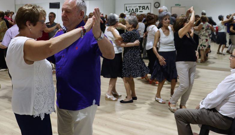 El PSOE recuperó el baile en Las Américas
