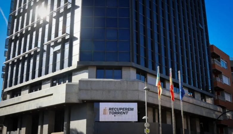 Torrent constituye la comisión de investigación del contrato de prensa
